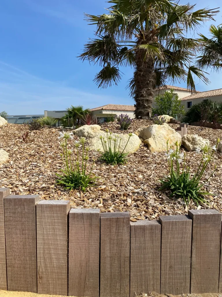 Réalisation d'aménagement extérieur par Atlantic Passion Jardin, paysagiste à Longeville-sur-Mer