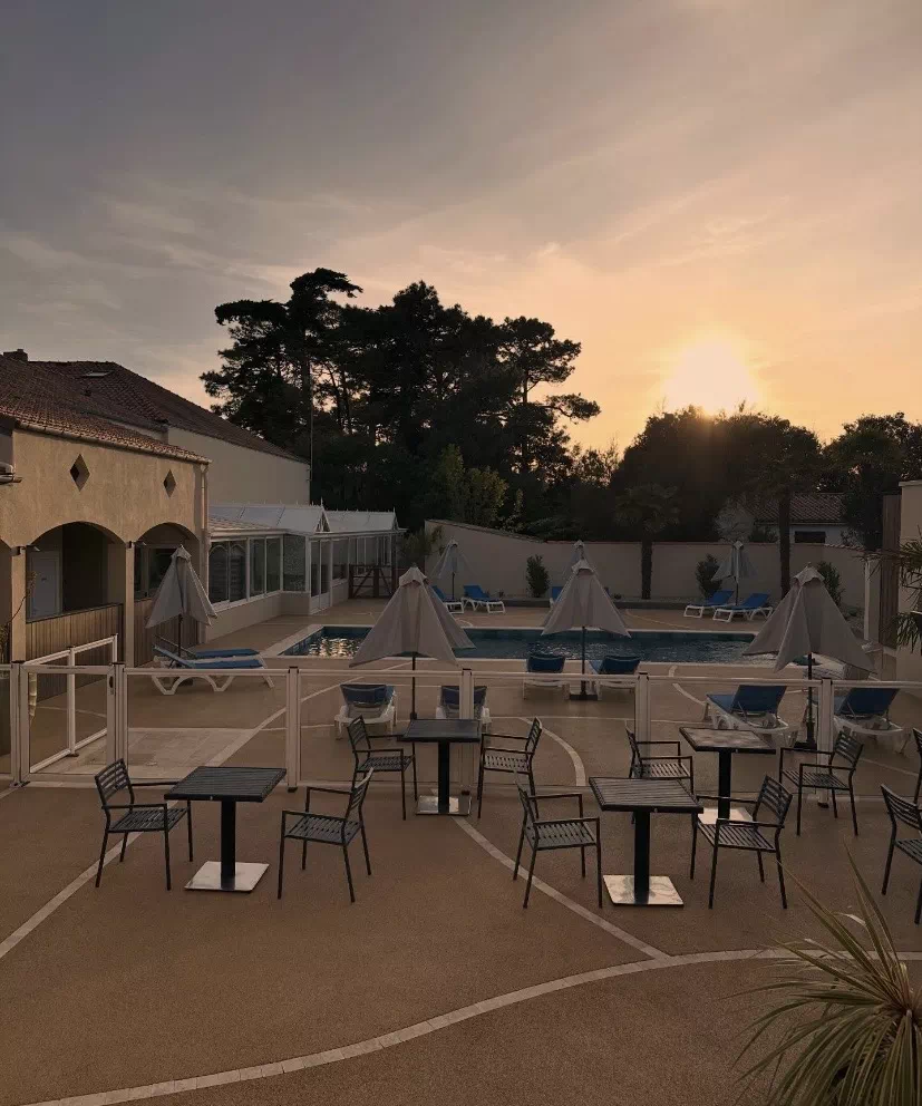 Réalisation de béton décoratif par Atlantic Passion Jardin, paysagiste à Longeville-sur-Mer