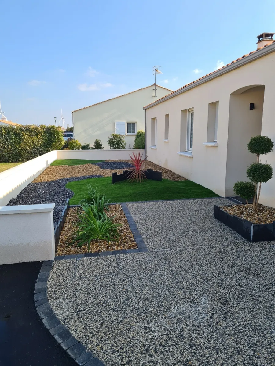 Réalisation de béton décoratif par Atlantic Passion Jardin, paysagiste à Longeville-sur-Mer