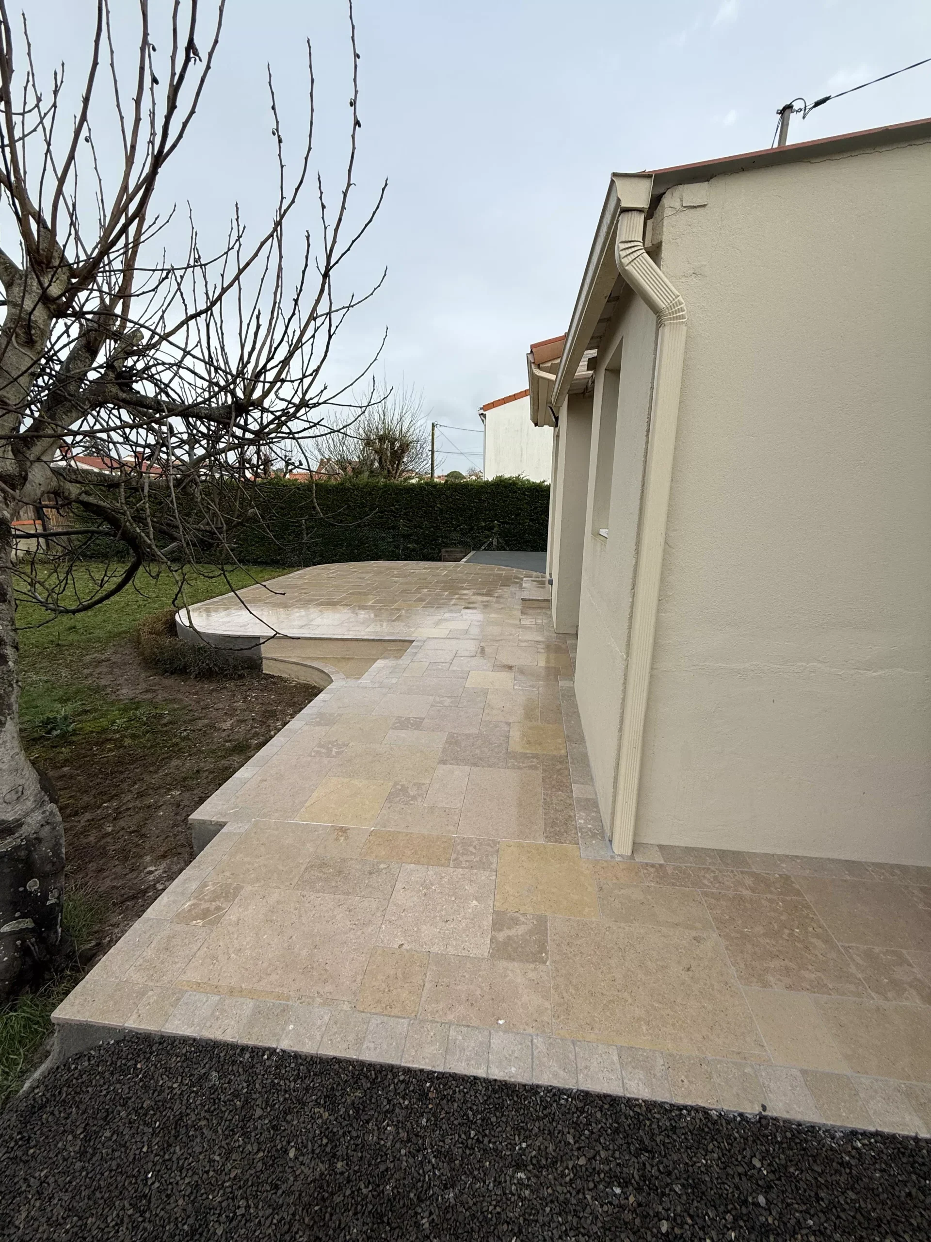 Réalisation de dallage par Atlantic Passion Jardin, paysagiste à Longeville-sur-Mer
